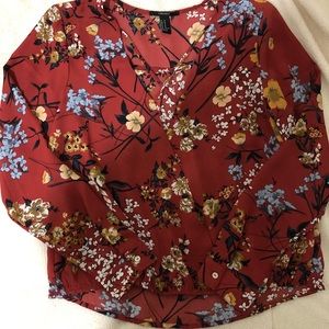🌹F21 Floral Long Sleeve Blouse🌹